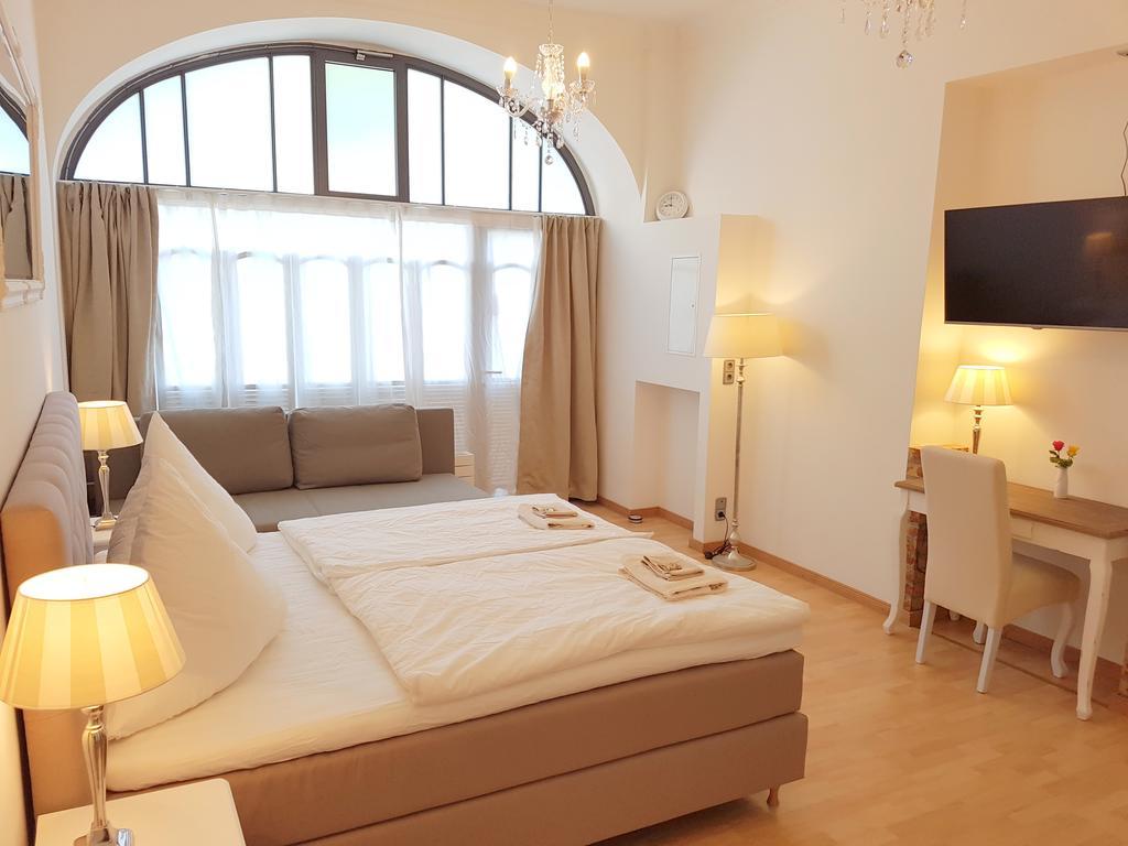 Gastein By Rockchair Apartments L Superhost Status L 2 Bedrooms Boxspringbeds 1,5 Bathrooms - Cozy Family & Business Flair Welcomes You! ベルリン エクステリア 写真