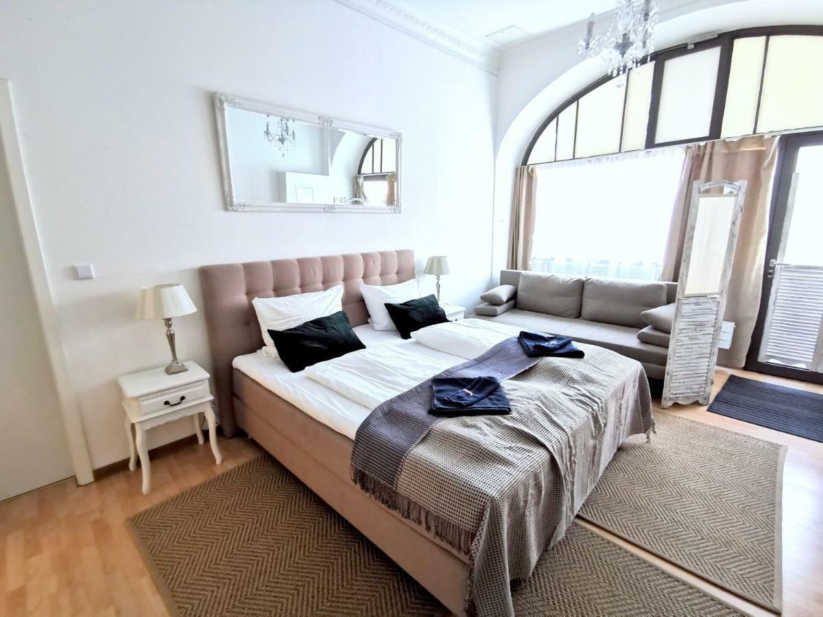 Gastein By Rockchair Apartments L Superhost Status L 2 Bedrooms Boxspringbeds 1,5 Bathrooms - Cozy Family & Business Flair Welcomes You! ベルリン エクステリア 写真